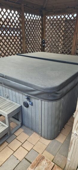 Rio 5 Seater Hot Tub - GL-B65