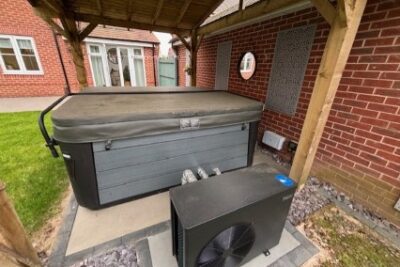 Roma Hot Tub with Balboa PFDJJ-11 Control - SJ-B50