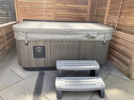 Jacuzzi J335 - CS-RG29