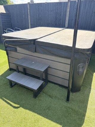 Hot Tub with Balboa TP series Colossus Controls - CK-LU3