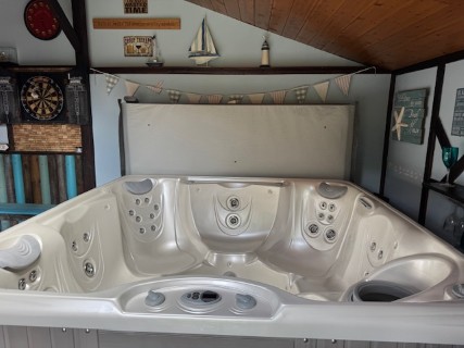 Hot-Tub-1