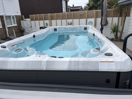 Master Spa HX2 Therapool Swim Spa 15 Feet - CB-BN17