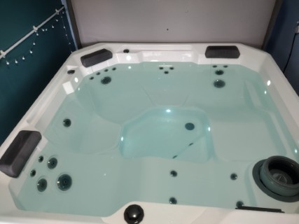 WhatsApp Image 2025-06-16 at 19.08.43_51886d51