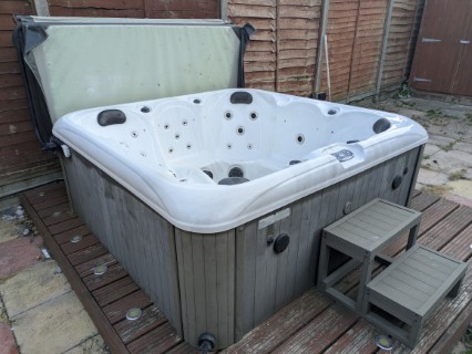 PXL_20250822_183916951.MP_ PXL_20250822_183916951.MP_