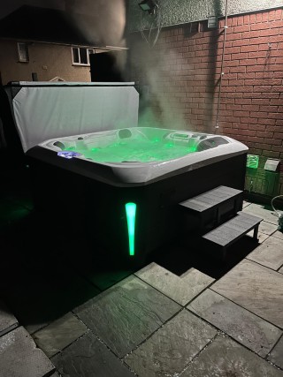 WhatsApp Image 2025-08-05 at 21.07.31_c5b51ab8