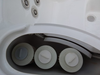 010.-Filter-Bay-With-Filters