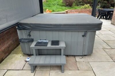 Hot-tub-full
