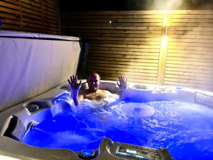 10a58431-ceb0-4ffe-ad50-dc6aa42ed889 10a58431-ceb0-4ffe-ad50-dc6aa42ed889