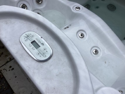 711426ef-81dd-406a-9cc1-a3bfd417c312