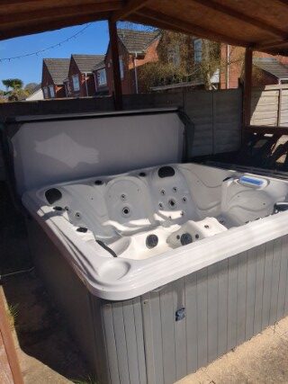 17755611515304498590475397766367