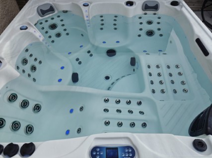 fb1d1a00-639e-4846-9373-6d1ab2349212